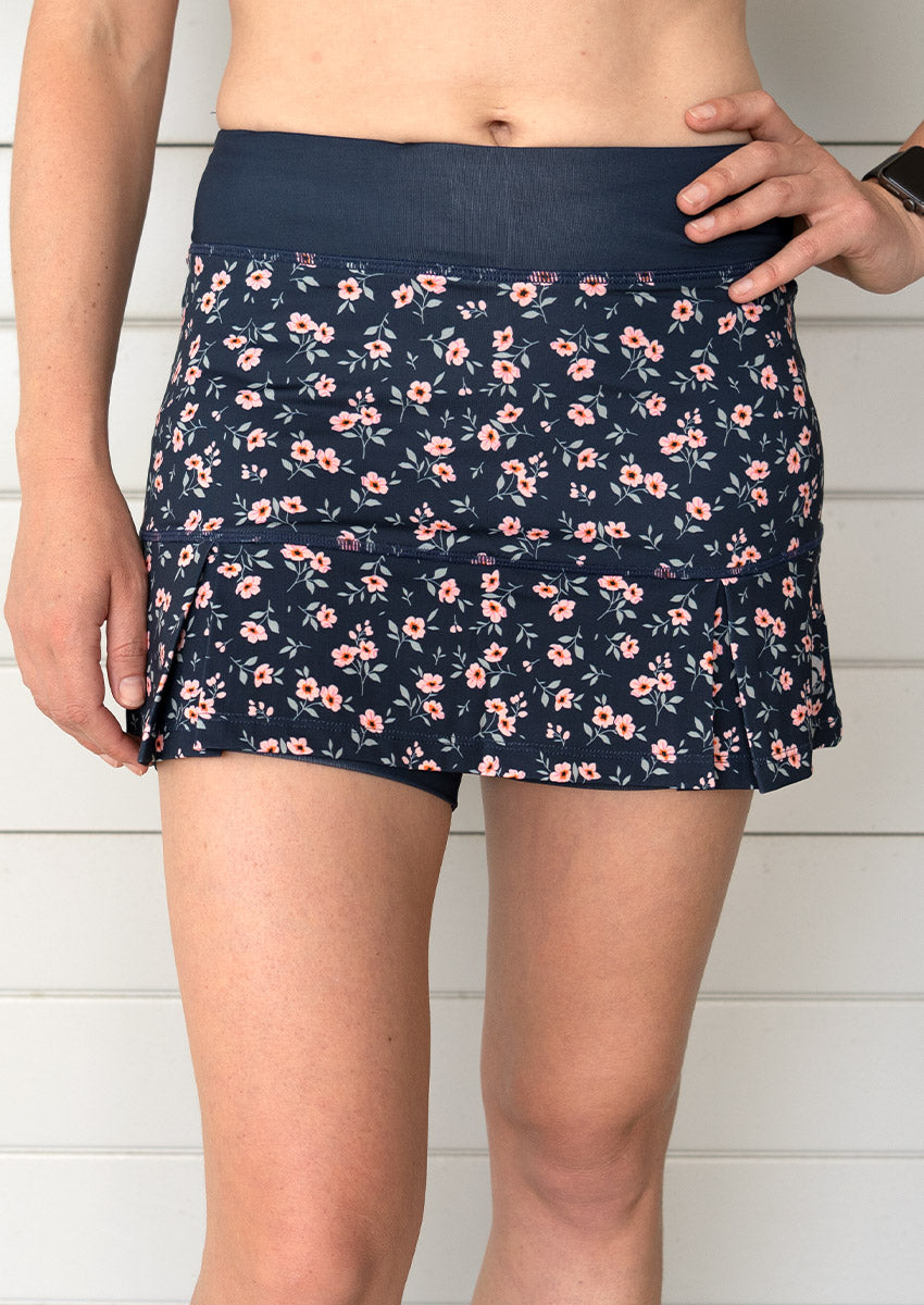 3x3 Vintage Daisy Tennis Skirt